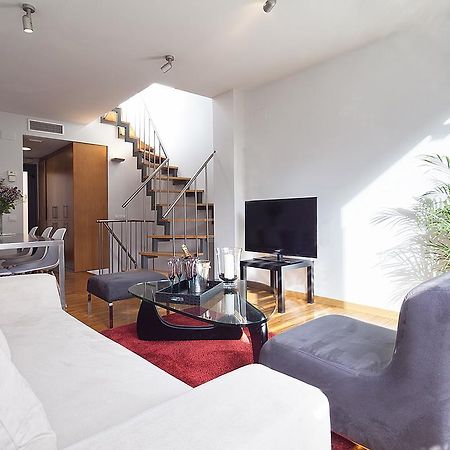 Apartment Barcelona Rentals - Penthouse With Terrace エクステリア 写真