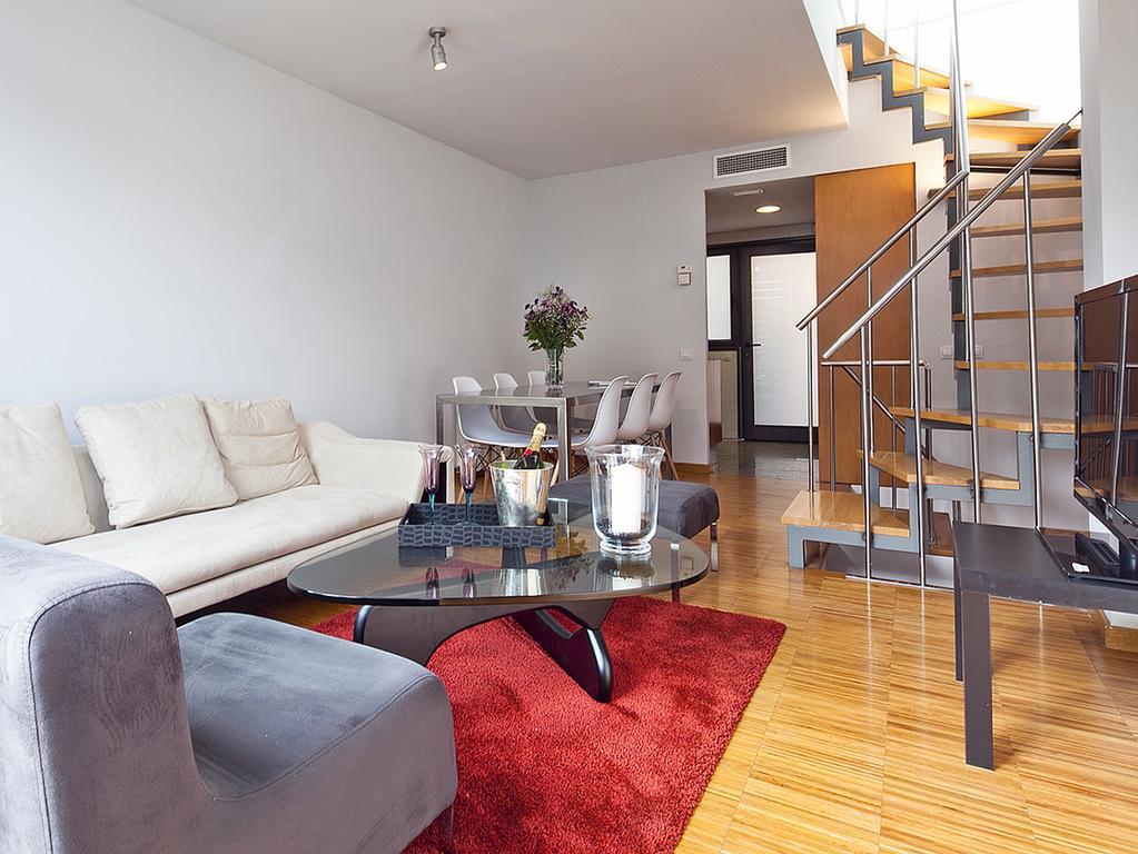 Apartment Barcelona Rentals - Penthouse With Terrace エクステリア 写真