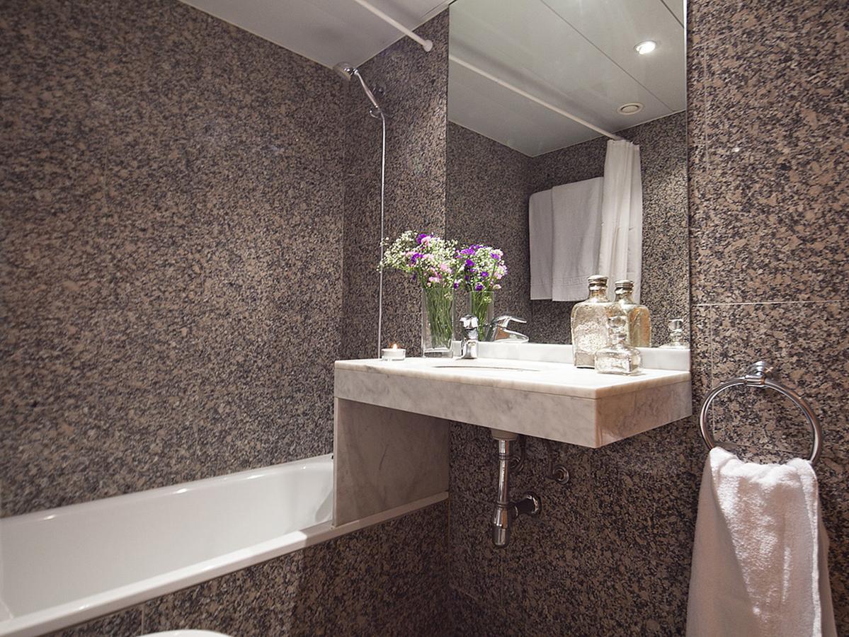 Apartment Barcelona Rentals - Penthouse With Terrace エクステリア 写真